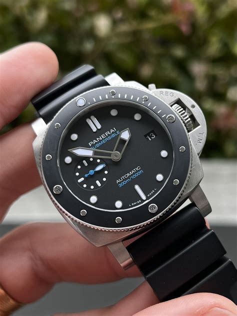 new panerai 42mm submersible|panerai submersible 42mm price.